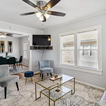 Charming Bungalow In Mckinney - Walk To Downtown Bungalow